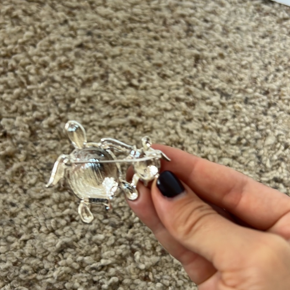 Napier Silver-Tone Mother Turtle and Baby Boxed Pin - Picture 3 of 4
